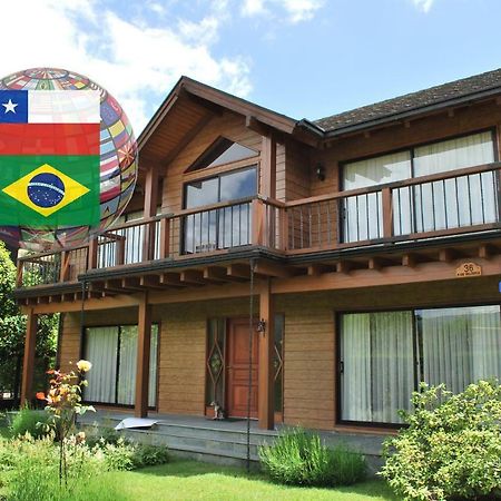 Frontera Pucon Hostel B&B Eksteriør billede