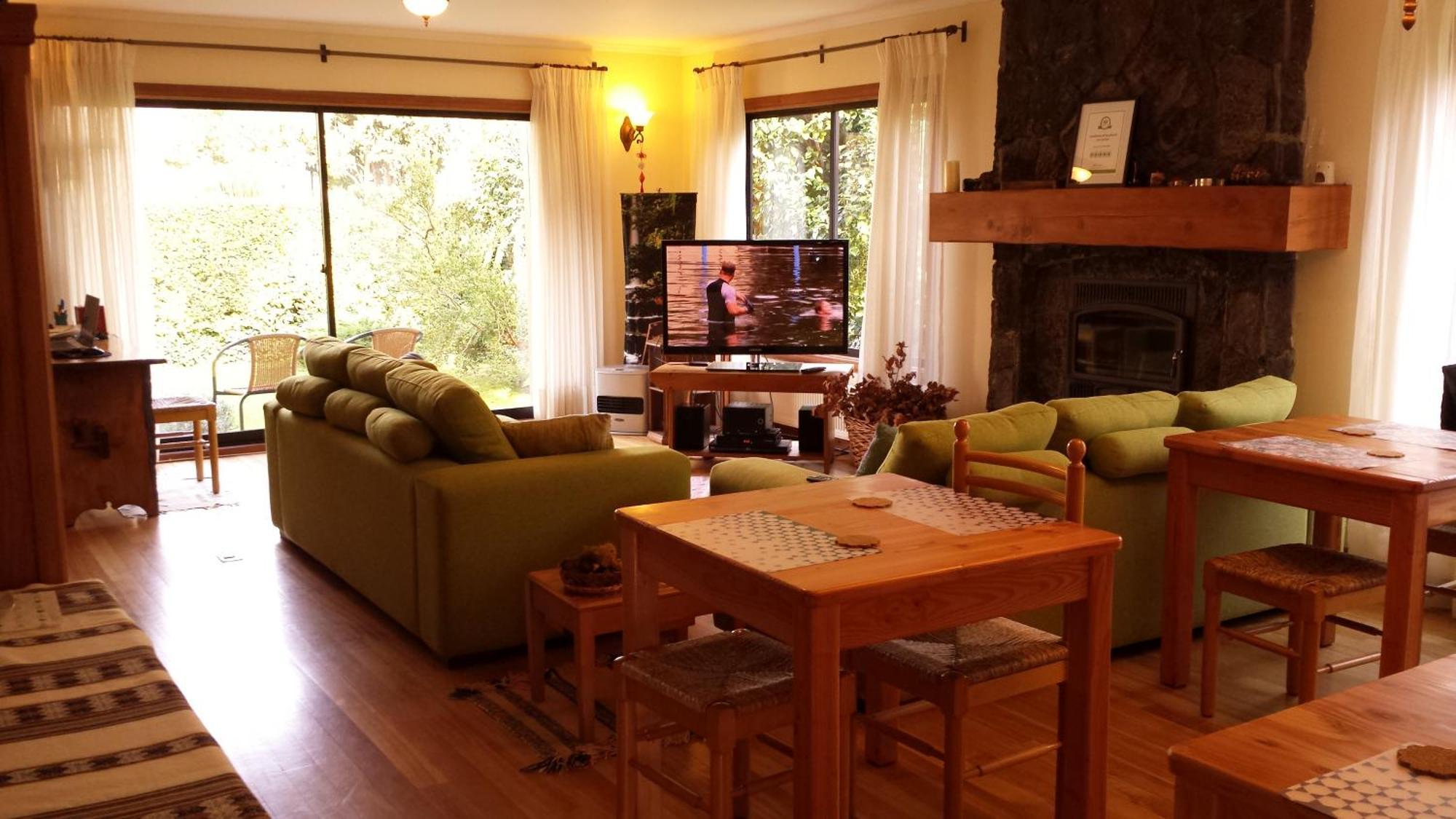 Frontera Pucon Hostel B&B Eksteriør billede