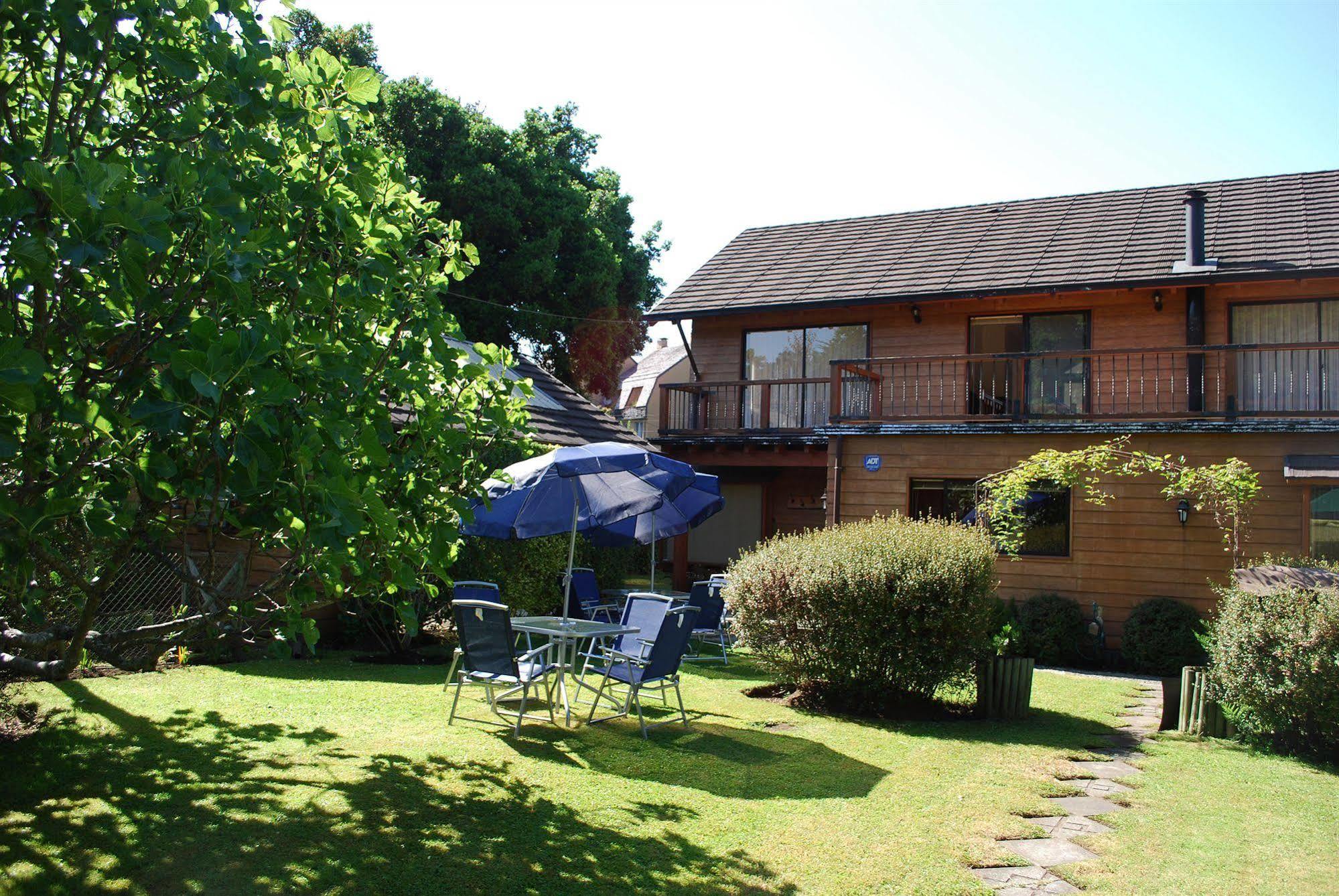 Frontera Pucon Hostel B&B Eksteriør billede